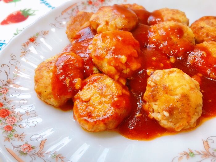 材料2つ★絹厚揚げと鶏ひき肉の〜ふわふわミニバーグ★