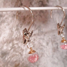 【セリア】愛と魅力を高め、恋を成就・ローズクォーツさざれ石風♡布地用 カーテンクリップ