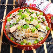 生姜香る♪鯖缶と塩こんぶの旨味たっぷり炊き込みご飯