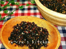 赤紫蘇ジュースの残り葉で♡じゃこ佃煮〜♡