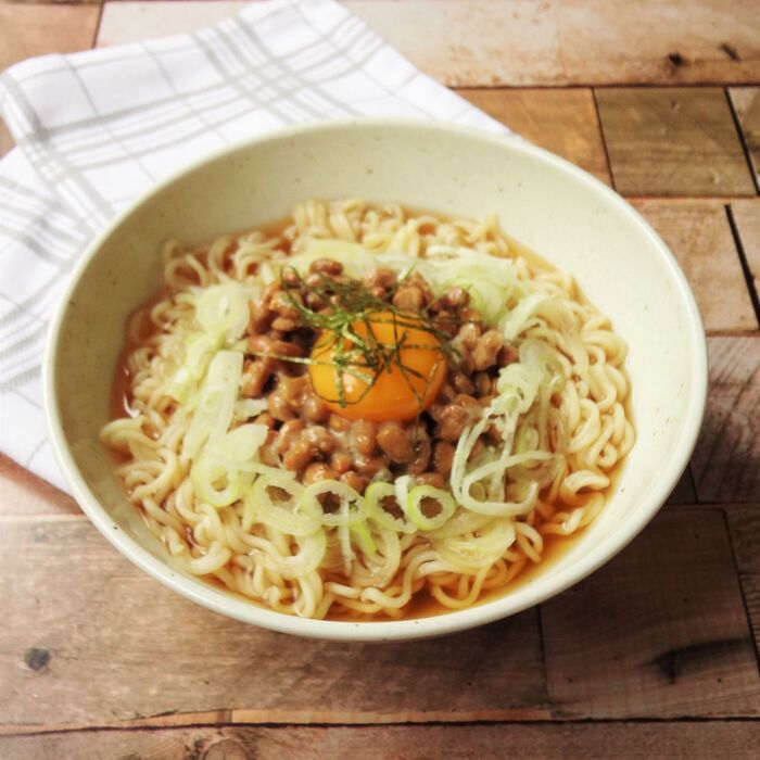 納豆とたっぷりネギの冷やしラーメン