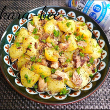 材料2つ!レンジで時短♪じゃがいもと鯖缶のにんにくマジソル炒め