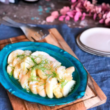 意外な組み合わせコンビがヤミツキ!【桃のカルパッチョ風サラダ】