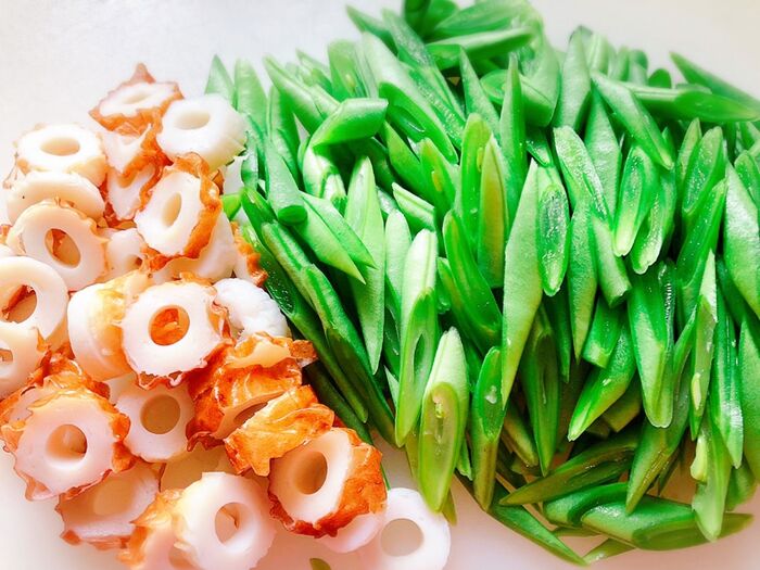 材料をカット☆