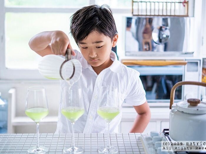 ワイングラスで緑茶を味わうのは、息子のアイデア★