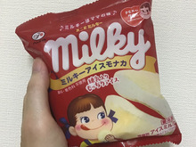練乳入りもっちりアイスの不二家ミルキーアイスモナカ!