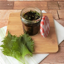 材料2つで万能調味料★シソしょう油