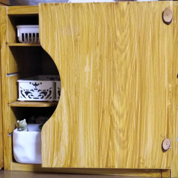 ♡メイク用品…100均の文房具用トレーに入れて…リメイクカラーボックスに収納♡
