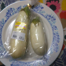焼いたら茶色・・・・とても美味しい茄子です!!