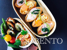 お花の形の🌸手作り水ようかん付き♪いなり寿司弁当