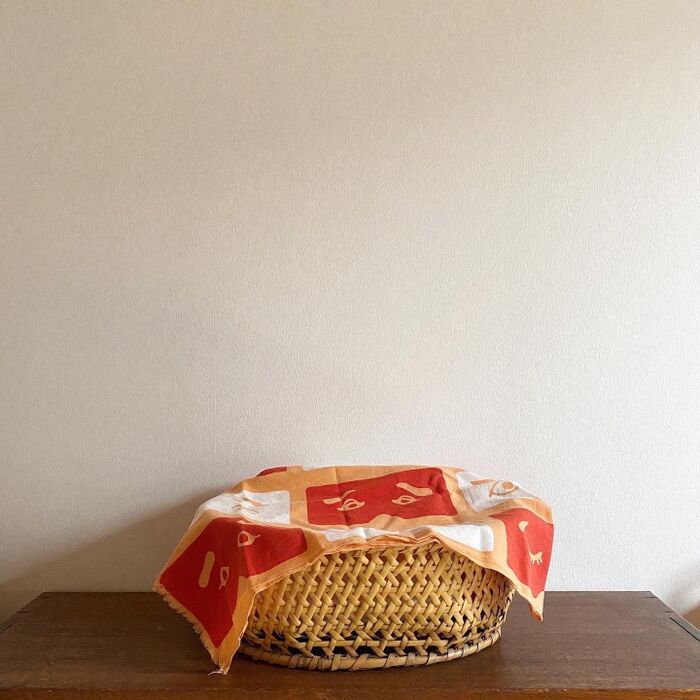 ②カゴにかぶせて目隠しカバーとして