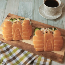 ツナとコーンのかにぱんサンド