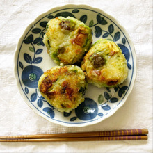アボカドとチーズのカリカリ焼きおにぎり