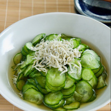 不思議とたくさん食べちゃう!きゅうりもみ【簡単・火を使わない】