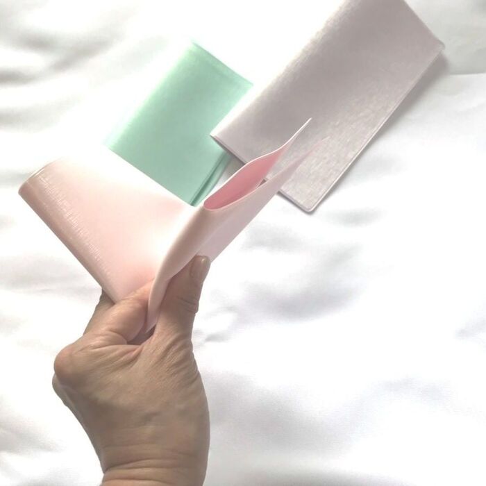 柔らかいタイプのものは折りたたんで