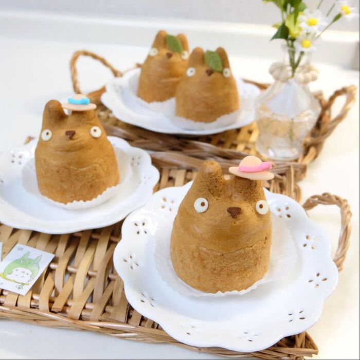 食べるのがもったいない!ジブリ公認「トトロのシュークリーム」
