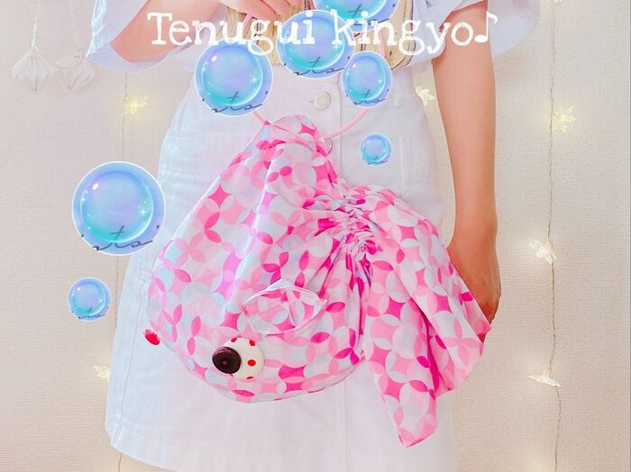 手ぬぐいの柄を活かしながら彩り豊かなマスコット袋小物に♪