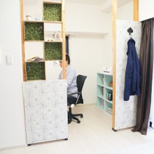 賃貸でも安心! 部屋を2つに分けてオシャレに暮らす。在宅ワークにも!