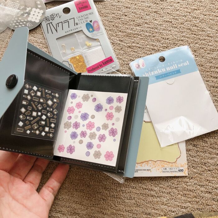 ネイルシール以外にも