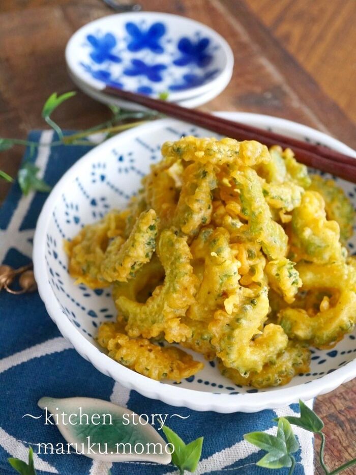 おつまみに最高!カレー衣のゴーヤの天ぷら(サクサク衣のコツ)