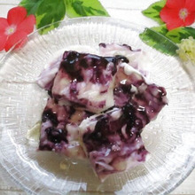 ひんやり!低脂肪・高タンパクなブルーベリーヨーグルトバーク