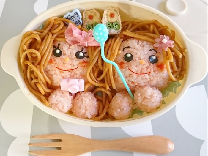簡単女の子顔おにぎり弁当