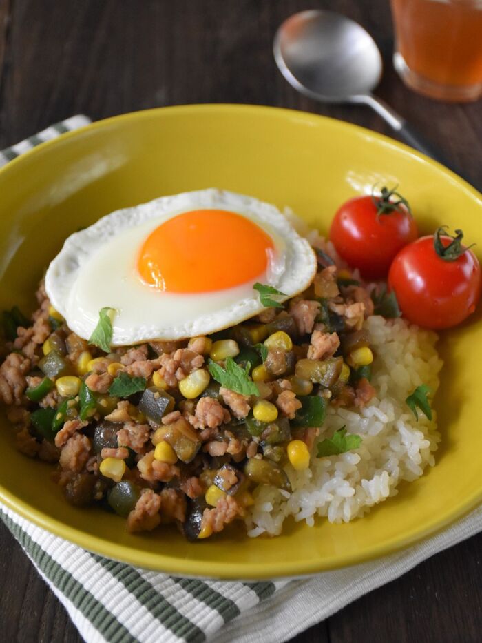 夏野菜たっぷり!子どもも食べやすい和風ガパオライス