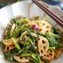 5分で完成!シャキシャキ♪レンコンと春菊の梅ソース和え