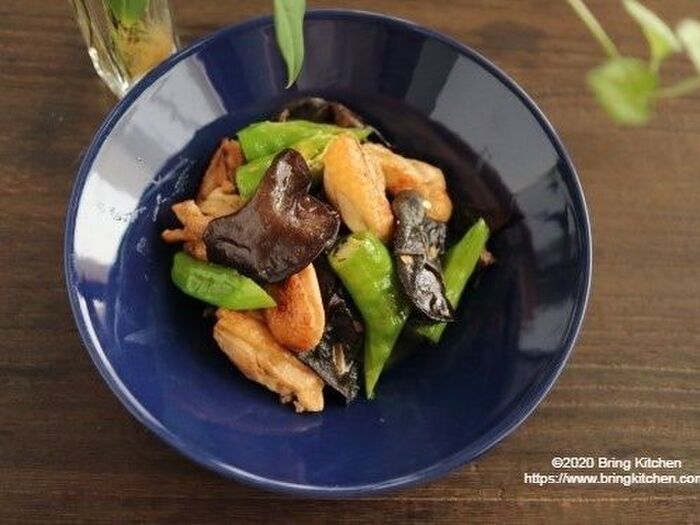 やみつき食感♪【レシピ】鶏と生きくらげの生姜炒め