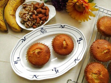 胡桃とアーモンドたっぷり!ココナッツオイルde焼きっぱなしバナナカップケーキ♪