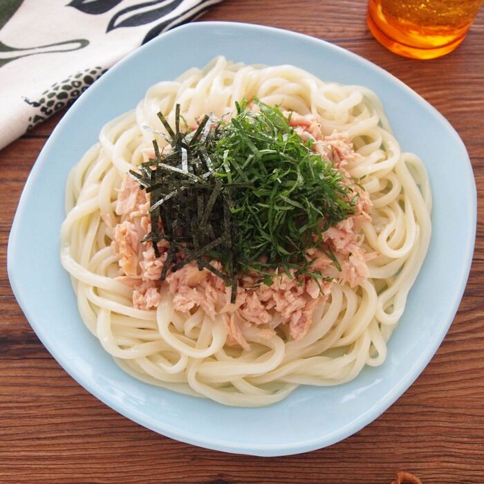 暑さを乗り切る!スタミナうどん「ツナと大葉の冷製パスタ風うどん」