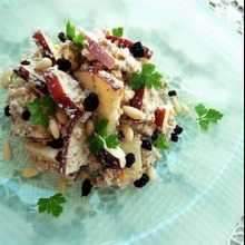 ワインにもあう!りんごと3種のナッツので白和え風サラダ