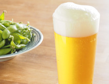 うちの缶ビールが “お店級の味”に!!プロ直伝「最高においしい一杯」の注ぎ方