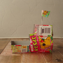 お菓子の空き箱で簡単工作