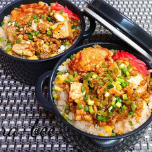 母とムスコのラブラブおソロ♪蓋は出来ません(笑)麻婆豆腐どーんな中華弁当