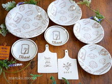 100均ミーツのカフェ風『ベーカリー柄の食器』が可愛い❤