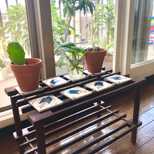 ダイソー木製ラックとタイルで植物スタンド♪