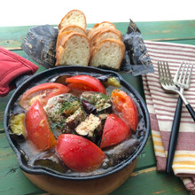 【弱火で煮込むだけ】ナスとサバ缶のアヒージョ☆アンチエイジングで夏バテ防止!