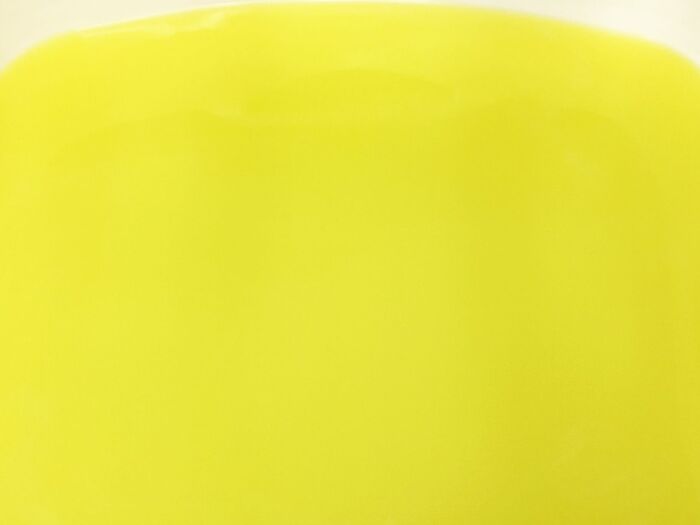 ミルキーイエローの湯色