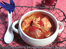 鶏胸肉とキャベツと舞茸のトマトスープ(ダイエット)