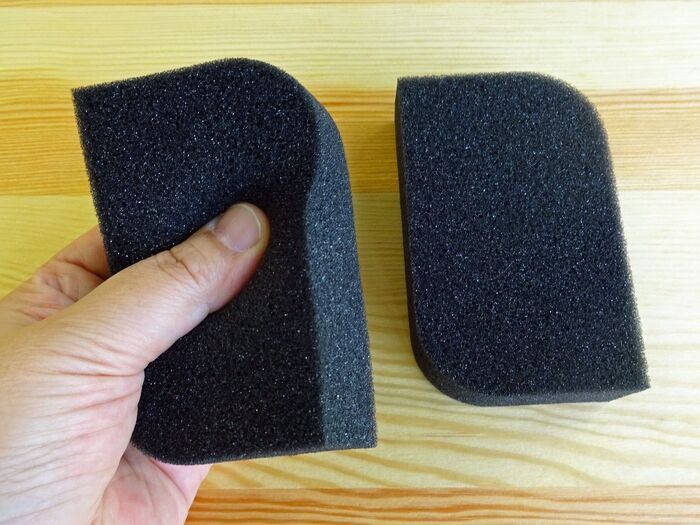 やわらかスポンジでコーティング面を傷つけない