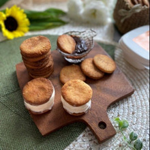 甘さ控えめシナモンきかせたクッキーでクッキーアイスサンド