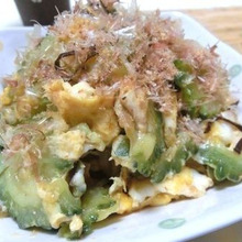 味見で完食しかけました♪ ゴーヤのかつこんたまご炒め