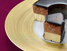 “一度で二度美味しい”!大人気「とろなまチョコ」バウムクーヘンの美味しさの秘密とは?
