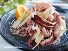 おうち居酒屋★【レシピ】イカゲソのネギレモン和え