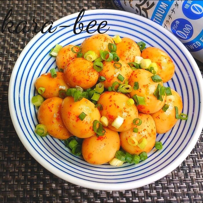 お弁当やおつまみに♪うずらの卵のピリ辛焼肉のたれ炒め