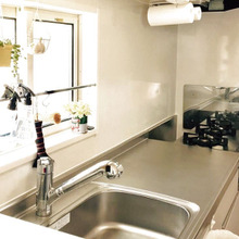 キッチンは浮かせて楽ラクお掃除