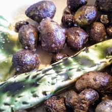 ♡秋の味覚♡零余子(むかご)のごま油炒め〜粗塩をふりかけて〜ねっとり食感♡なんとも言えない美味しさ