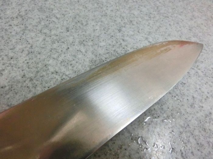 包丁に黄ばみが!