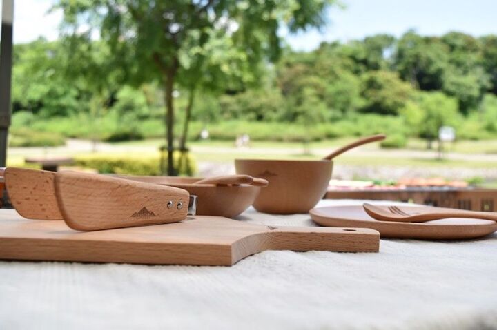 料理がよりおいしく♪こだわりの木製食器でアウトドアを楽しんでみませんか?